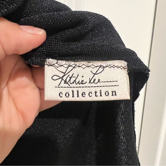 Vintage Kathie Lee Collection Women's Shimmery V-Neck Top Short Sleeve Sz. Large - Picture 4 of 9